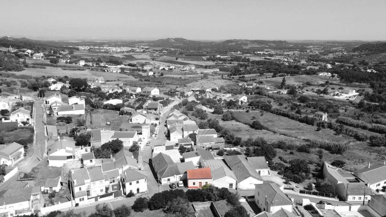 Moradia T2 para venda-0