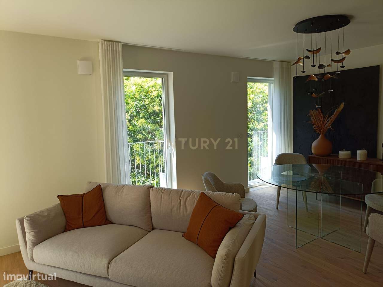 Excelente Apartamento T2 bastante Central no Areeiro com Jardim Privat-13