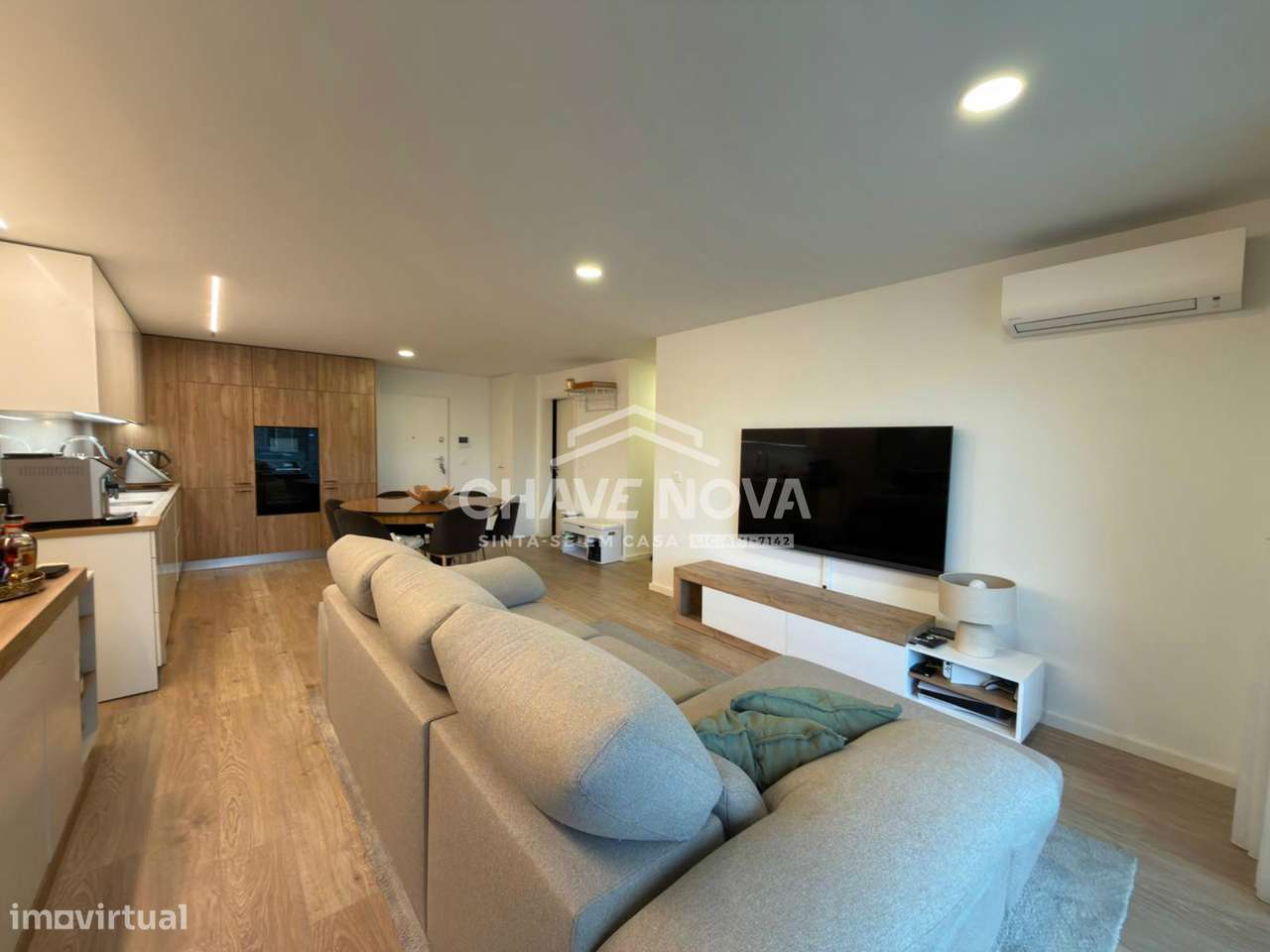 Apartamento T1+1 Santa Marinha de 2023 ao Arrábida Shopping VL8-20