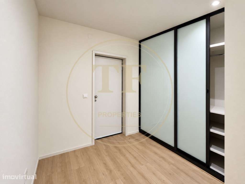 T3 Renovado com Garagem, a 600 m da Praia e junto Apeadeiro de Fran...-3