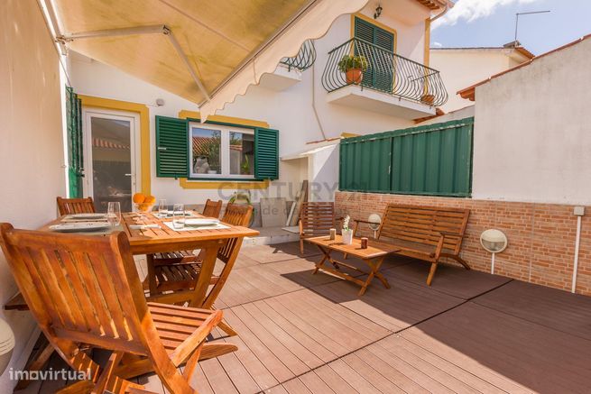 Quinta do Conde - Moradia Geminada de 4 assoalhadas com garagem-19