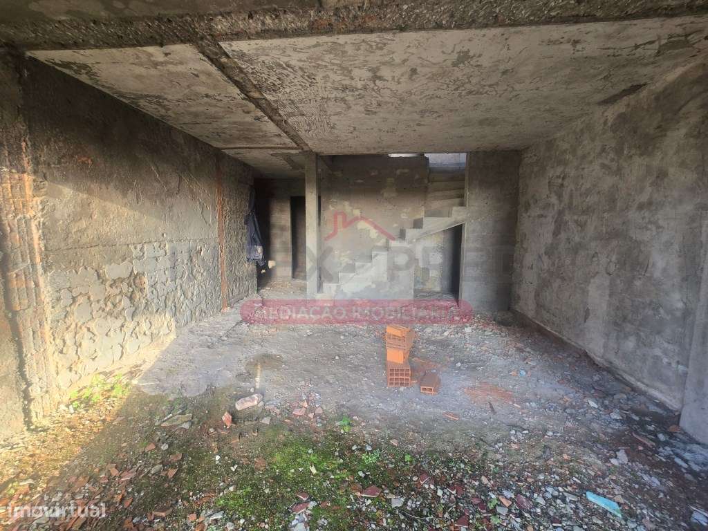 Moradia C/ dois pisos em Construção - Águeda-7