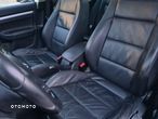 Volkswagen Golf 1.6 TDI DPF Highline - 12