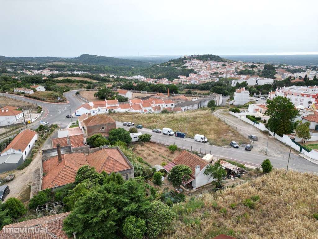 Moradia com Antiga padaria-38