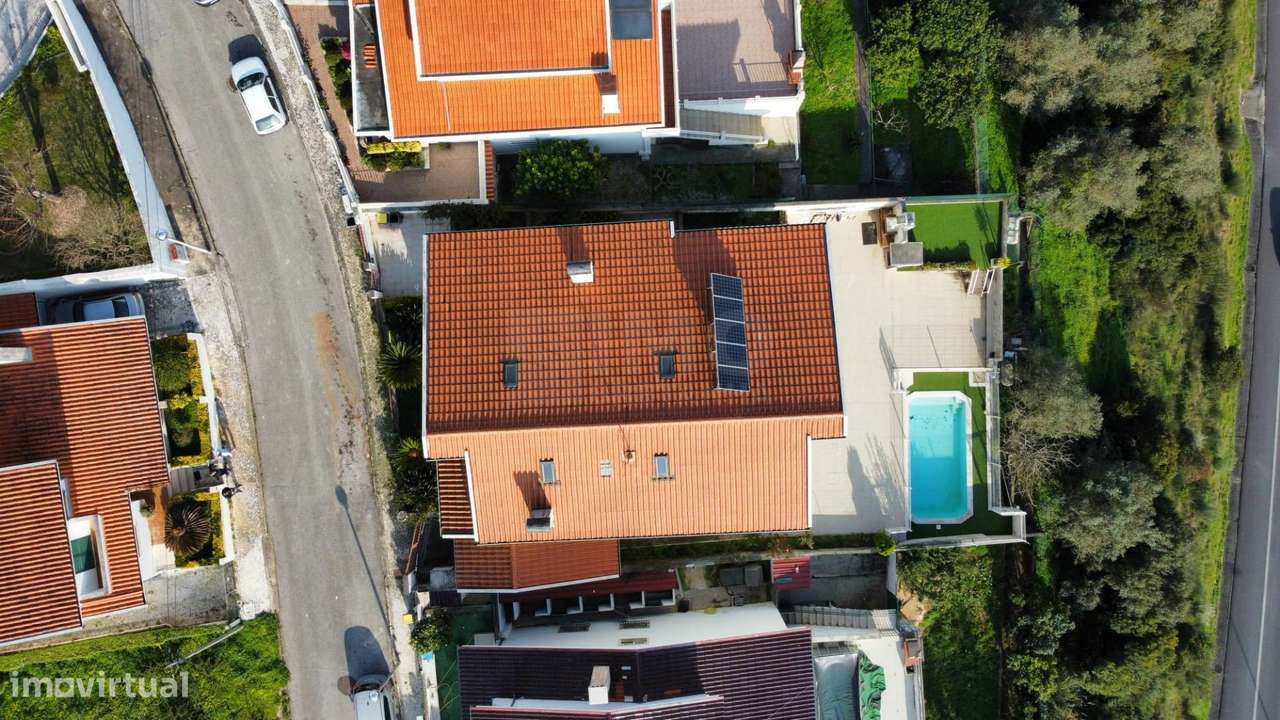 Moradia T6+3 c/ Piscina e Garagem - Coimbra-31
