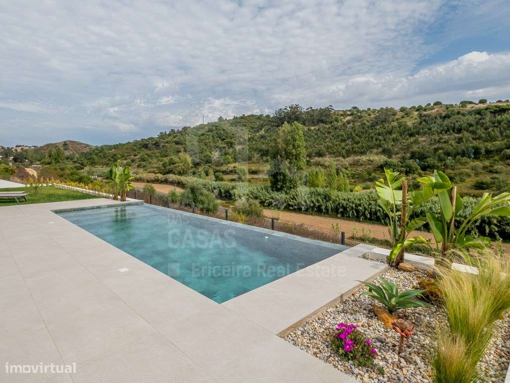 Vende Moradia T4 - Ericeira 3 km, A Casa das Casas-38