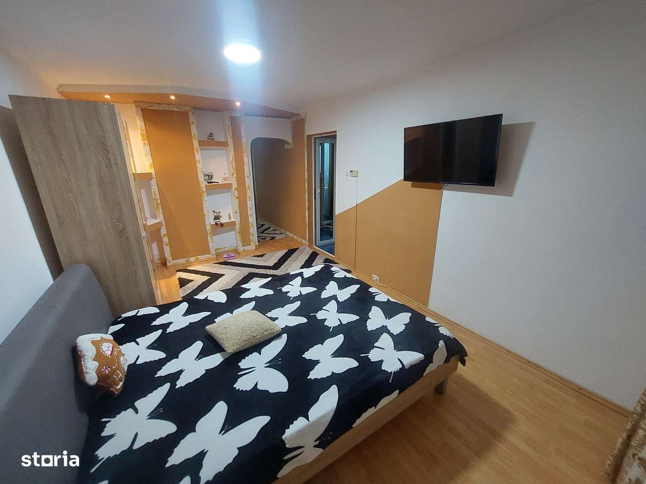 Vindem Apartament 2 camere Robea  mobilat si utilat cu Balcon mare-4