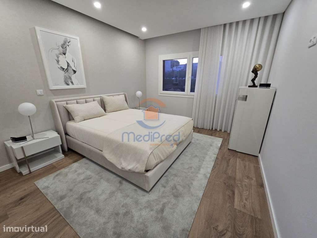 Apartamento T3 c/ 2 Varandas e 2 Parqueamentos | Alverca do Ribatej...-15