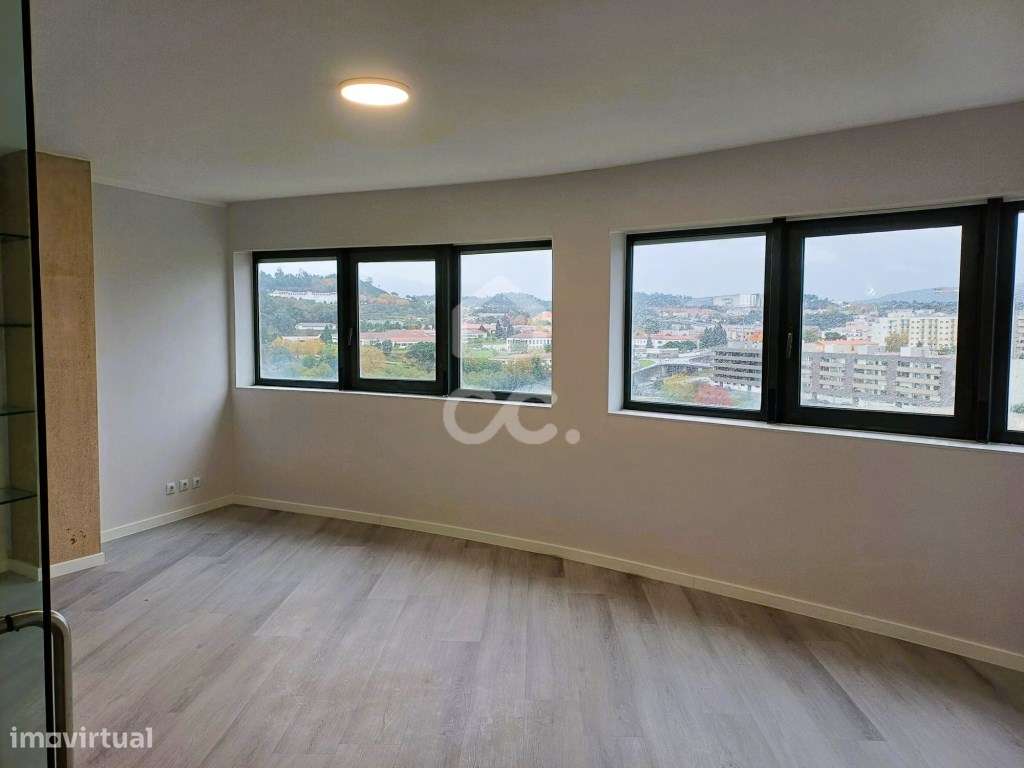 Apartamento T3 Remodelado com Vistas Panorâmicas - São Vicente, Braga-16