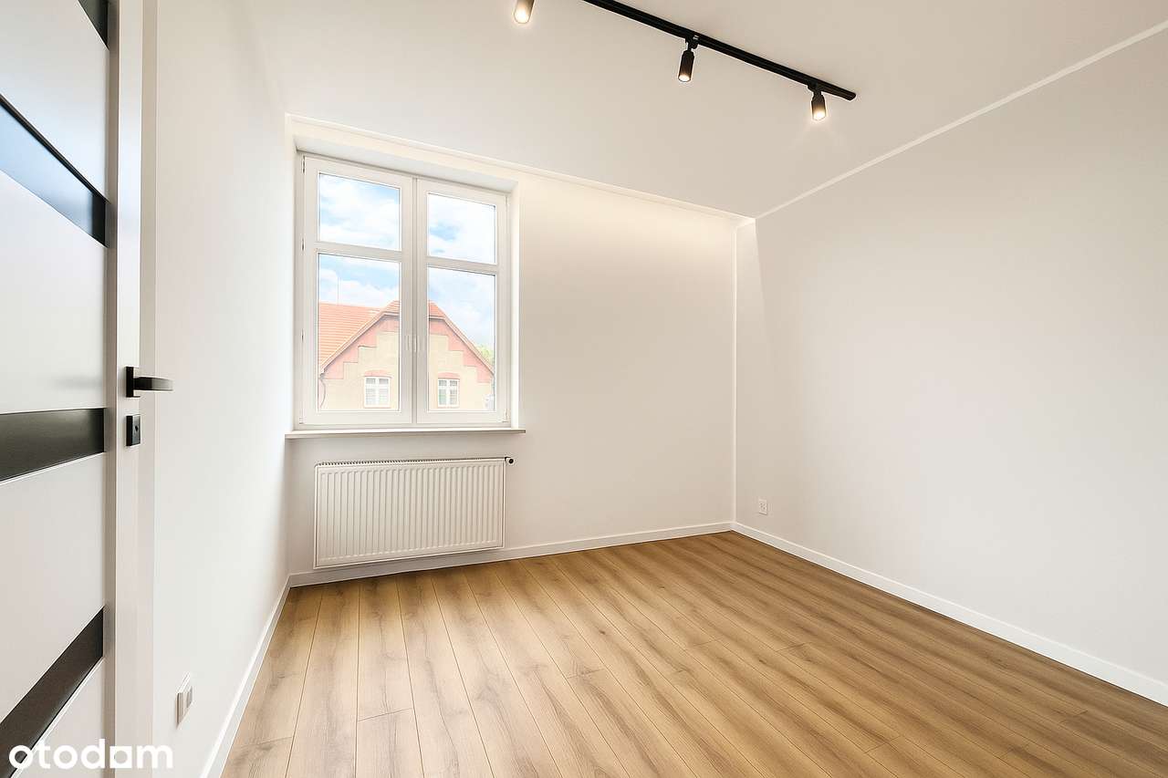 Idealna na start - zobacz to!-1