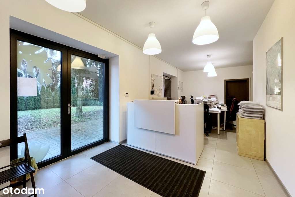 Obiekt biurowo usługowy na obrzeżach miasta - Pełny obrazek: 5/8