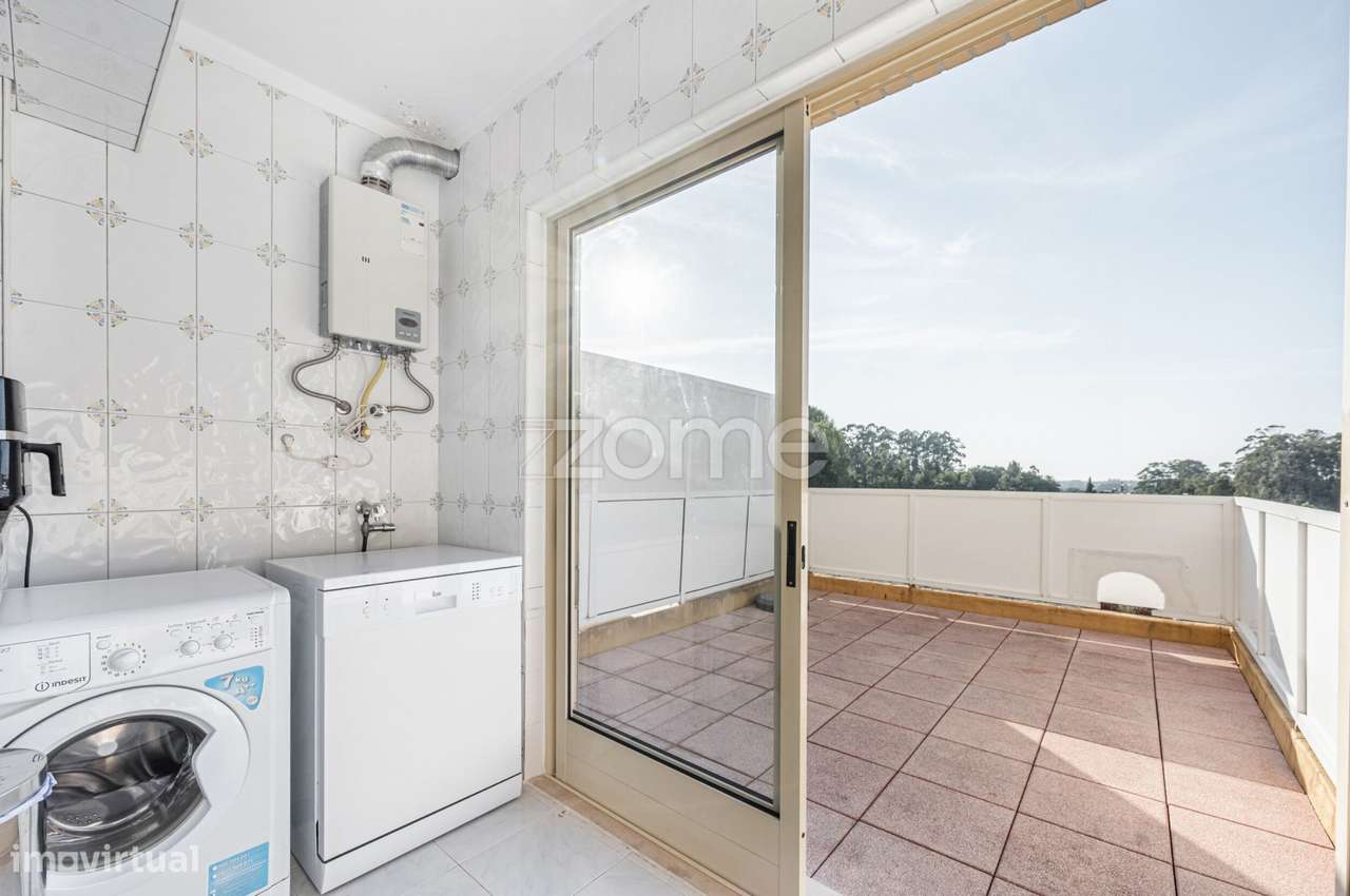 Apartamento T3 com 2 Terraços e 2 lugares de Garagem em V.N de Gaia.-11
