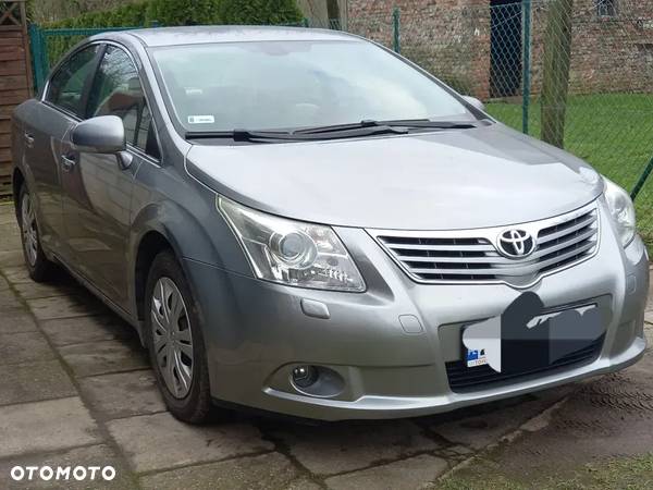 Toyota Avensis 1.8 Premium - 1