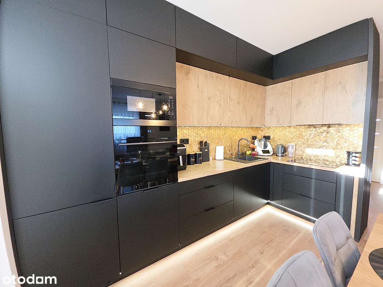 Powierzchnia całkowita 120m2 | Miejsce postojowe | Taras |-7