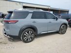 Nissan Pathfinder - 2