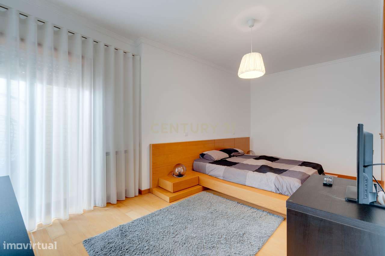 Apartamento T2+1 com Lugar de Garagem | Mozelos, Santa Maria da Feira-13