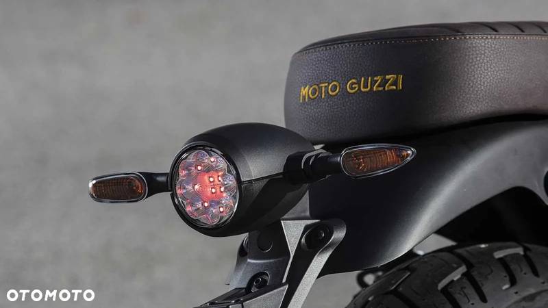 Moto Guzzi V9 - 3