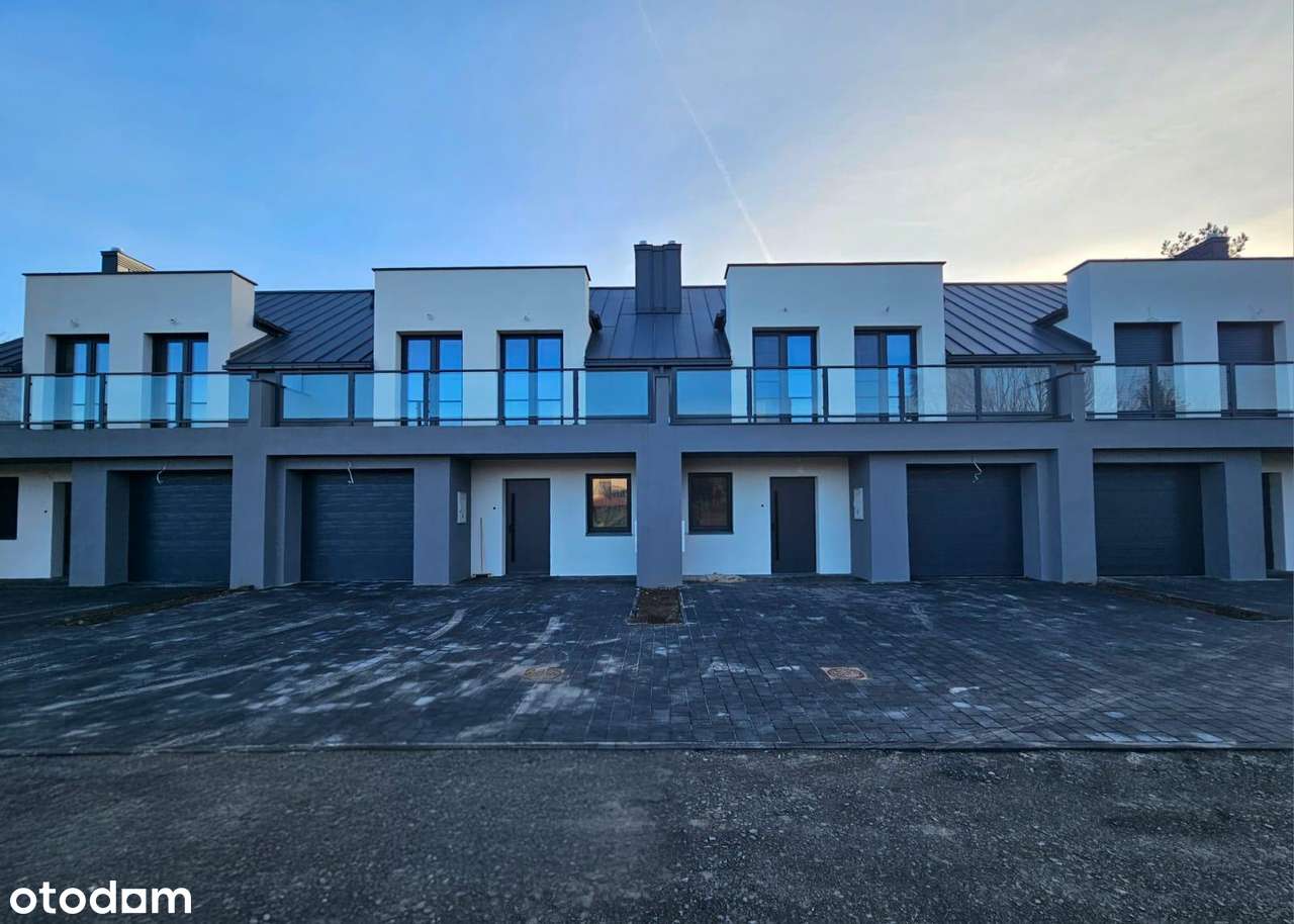 Przestronny dom ogródek 4 sypialnie garaż-12