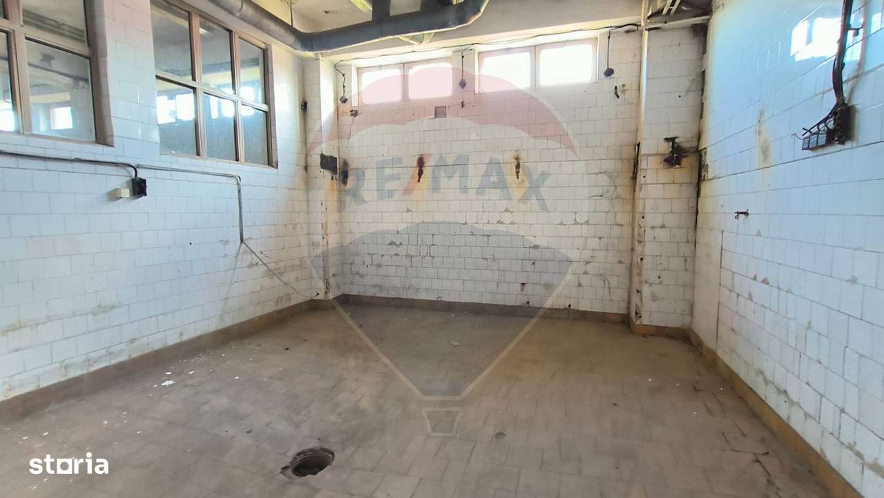 Clădire/Spațiu comercial central de vânzare  în Galați - Imagine principală: 4/18