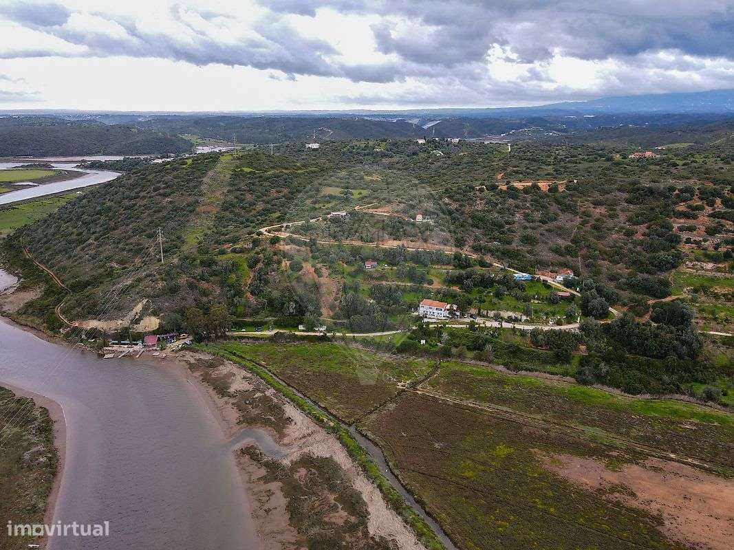 Prédio  para venda - Grande imagem: 2/50