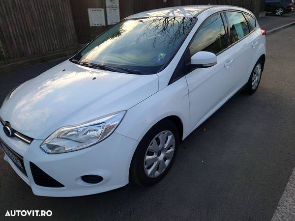 Ford Focus 1.0 EcoBoost Start-Stopp-System Business Edition - 4