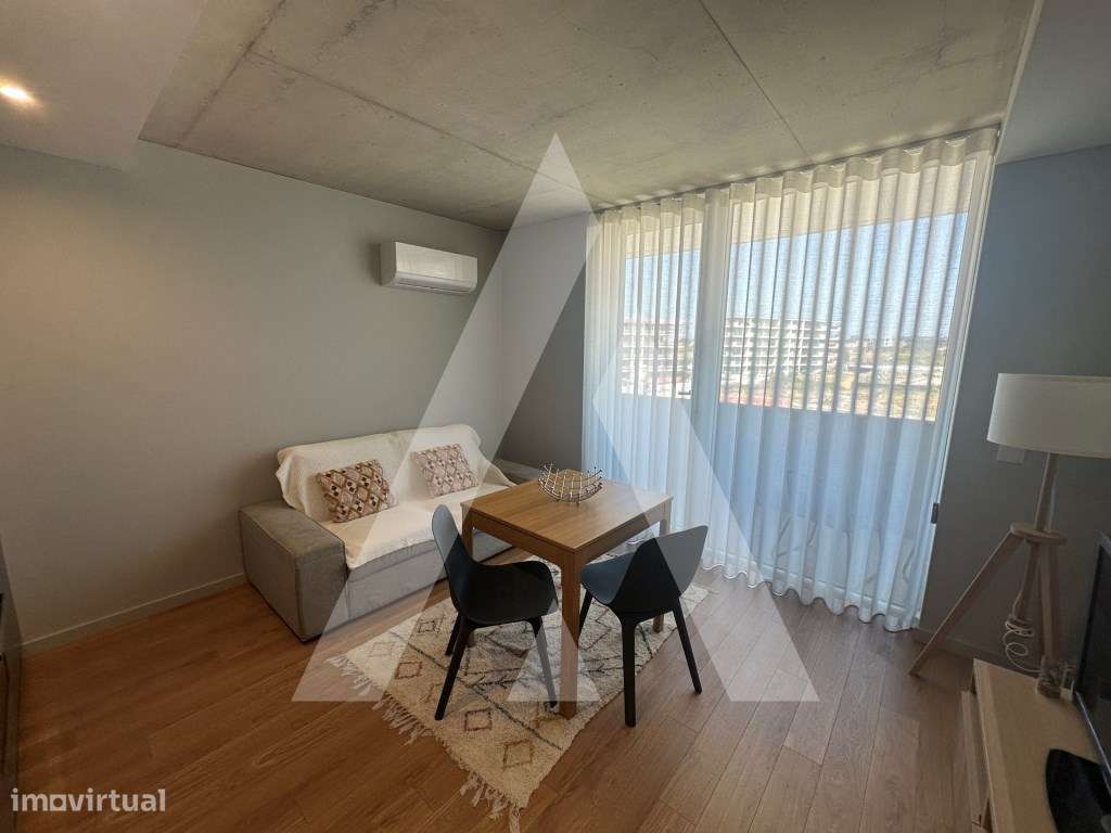 T0 Mobilado como Novo | Garagem | Varanda | Centro de Aveiro-11