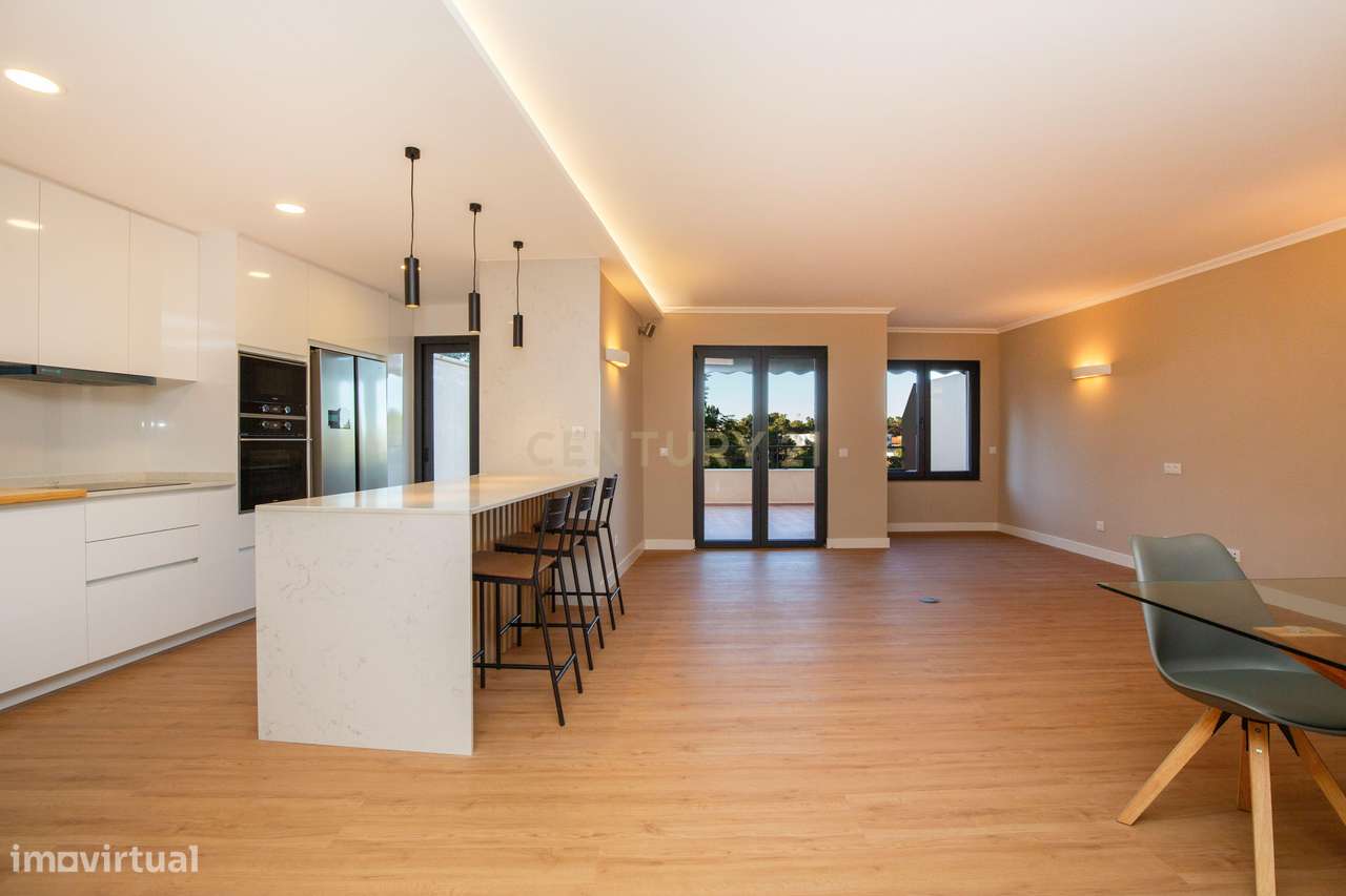 Apartamento T3 Remodelado na Exclusiva Quinta da Graciosa, Estoril - Grande imagem: 5/21