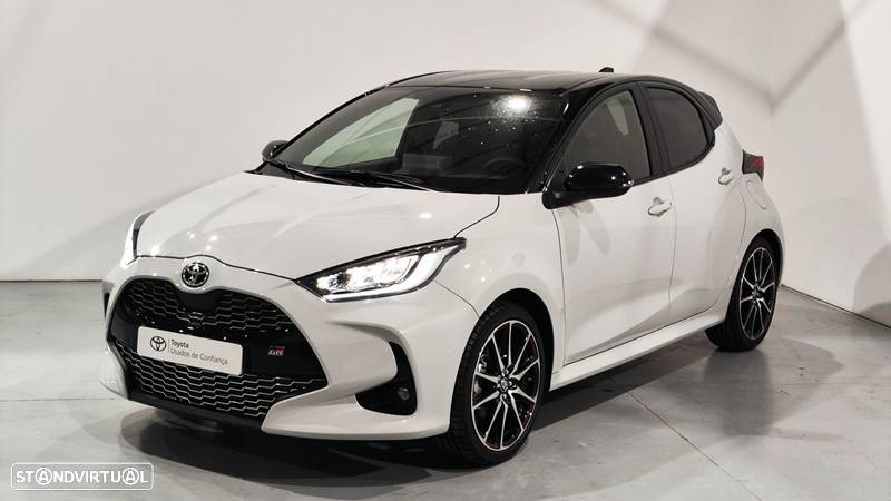 Toyota Yaris 1.5 HDF GR Sport - 16