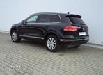 Volkswagen Touareg V6 TDI BMT Supreme Plus - 3