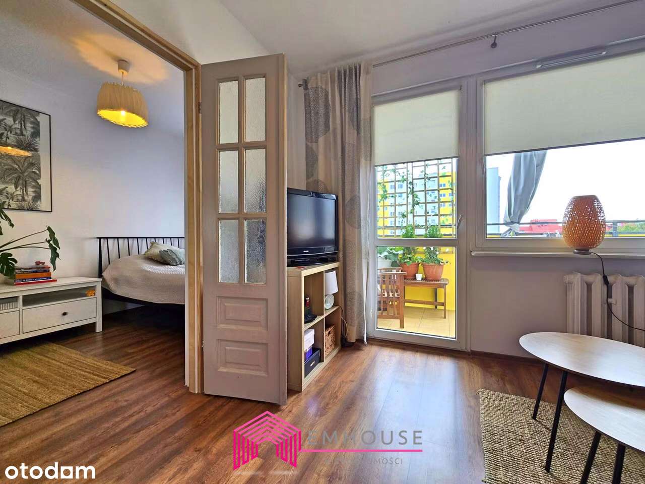 Dwupokojowe z dużą loggią w centrum miasta - Pełny obrazek: 3/12