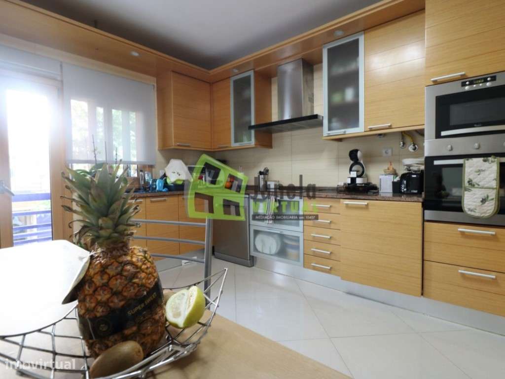 Apartamento T3, Samora Correia, Parqueamento e Arrecadação. - Grande imagem: 4/42