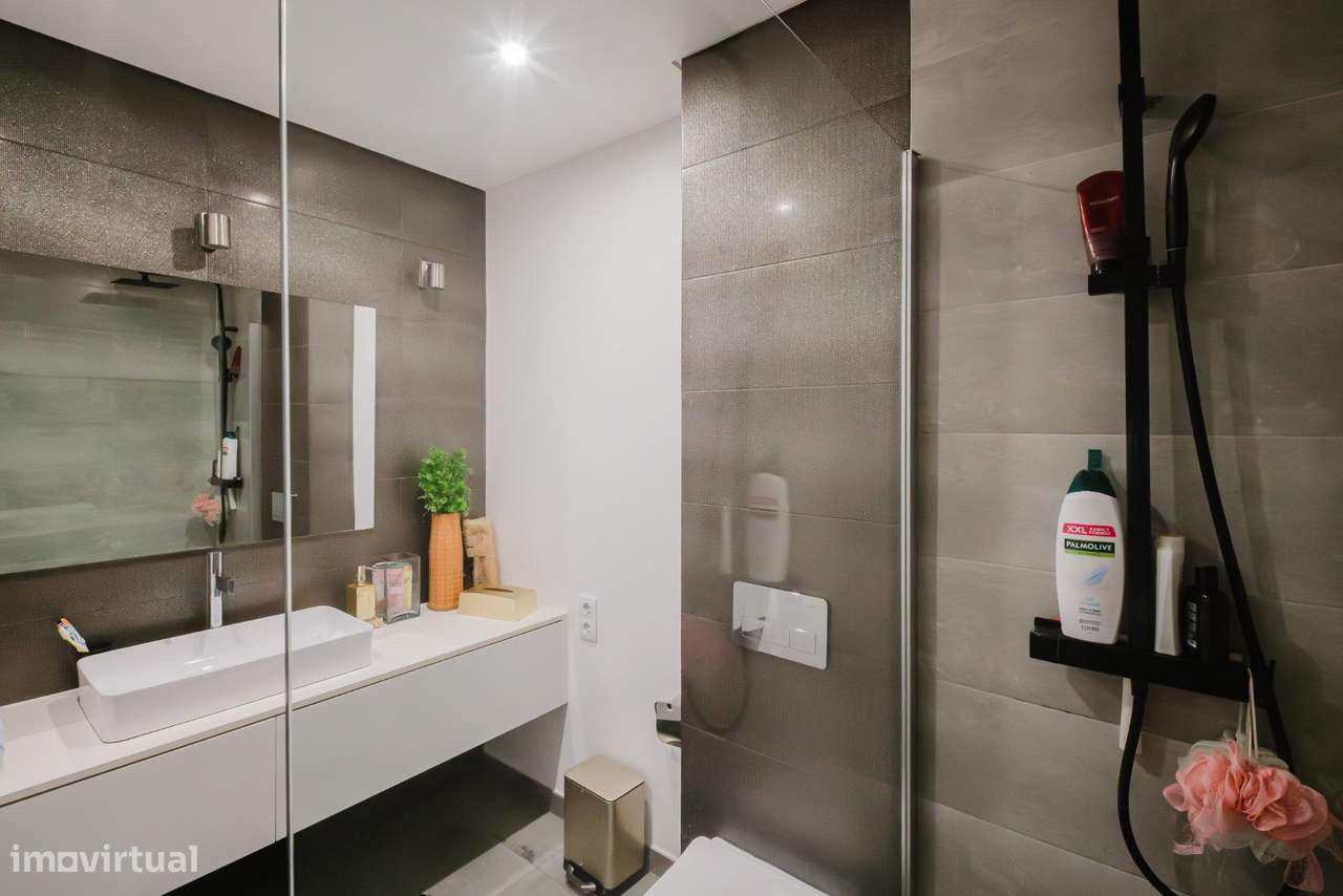 Apartamento T2 com Elevador em Zona Central de Alcabideche | 2 km...-13