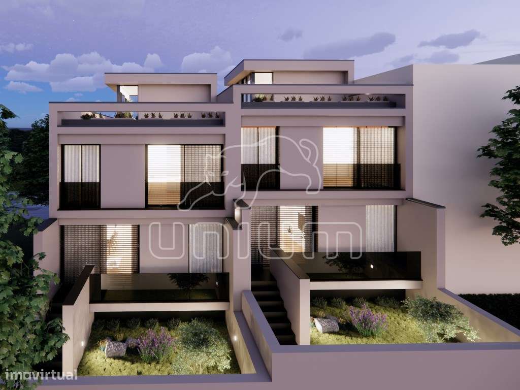 Apartamento T2+1 Duplex na Meadela-2