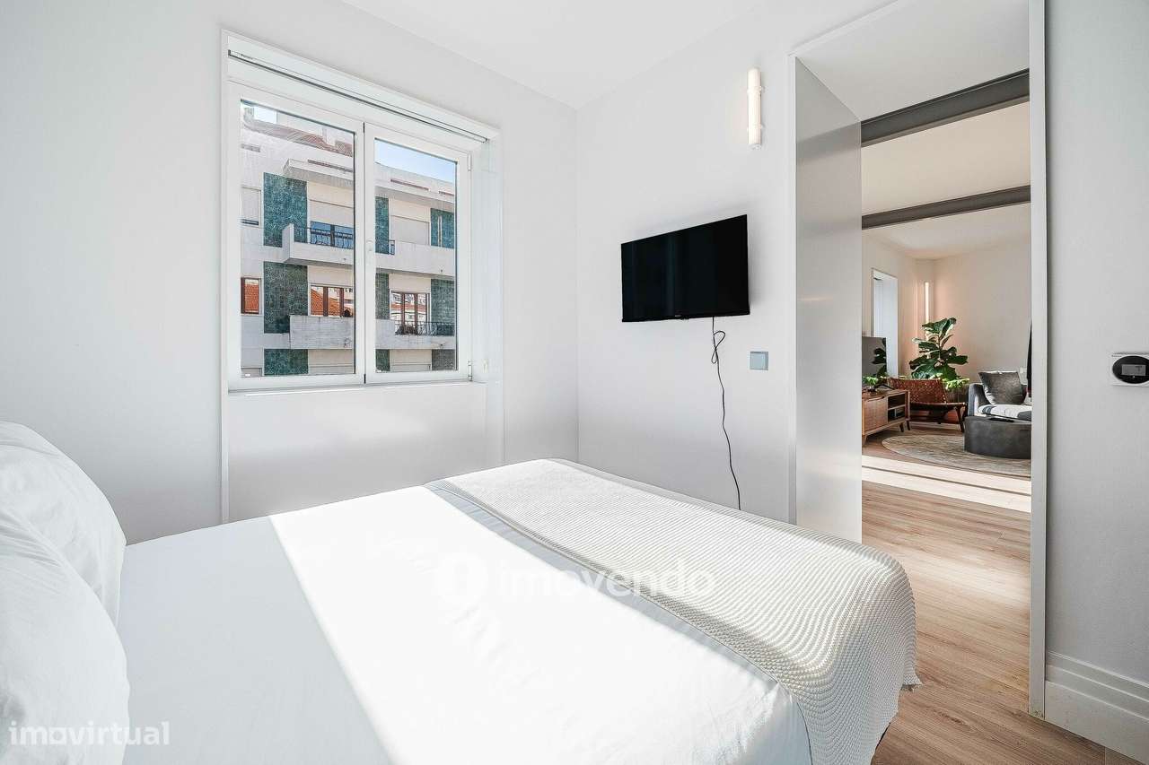 Apartamento T2 com cozinha equipada e mobilado, nas Amoreiras-15