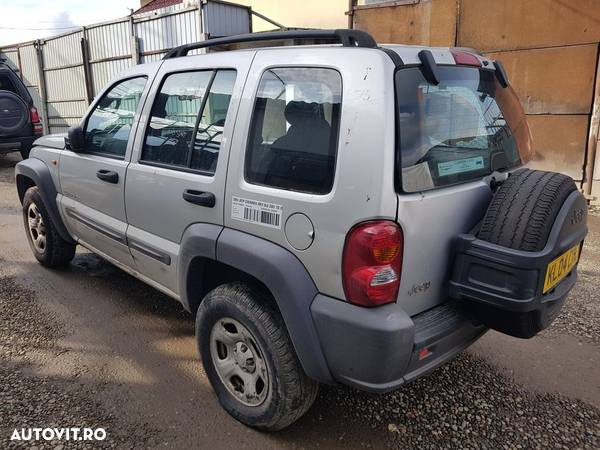 Dezmembrez Jeep Cherokee III 2.8, 2.5 D - 3