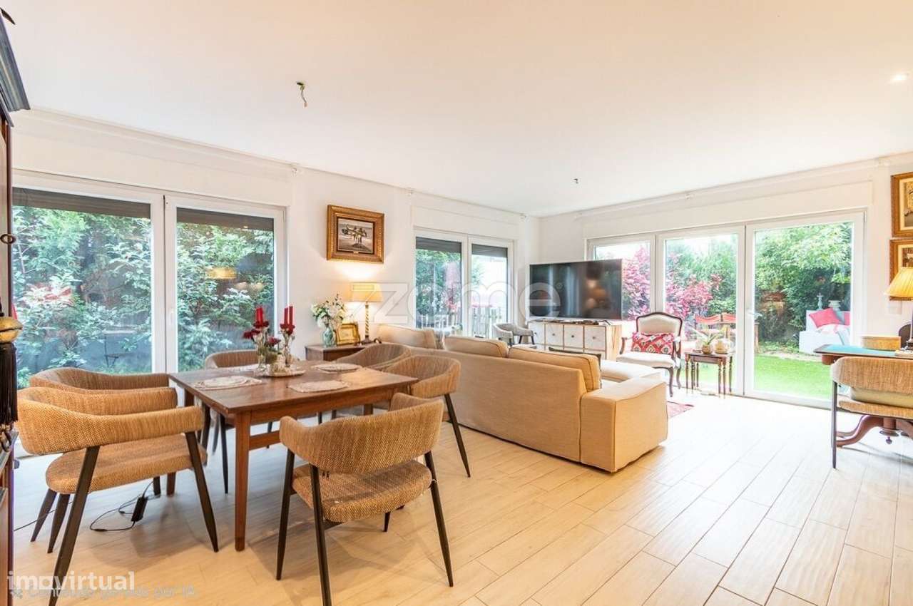 Moradia T4 de Charme com Jardim e Piscina na Foz, Porto - Grande imagem: 2/33