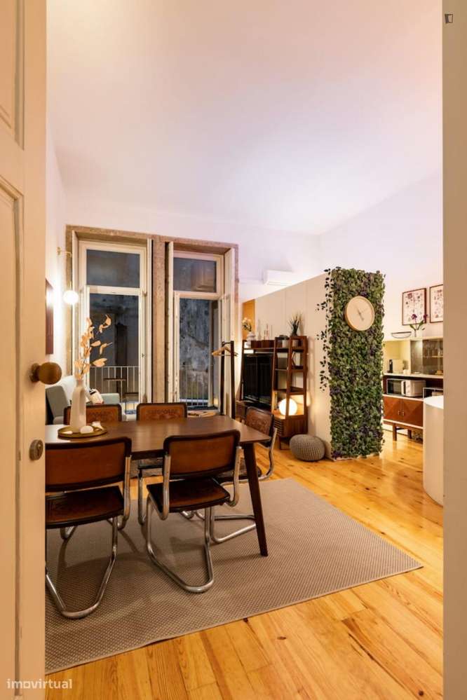 Apartamento com 1 quartos - localizado em Sé Porto - Grande imagem: 4/7