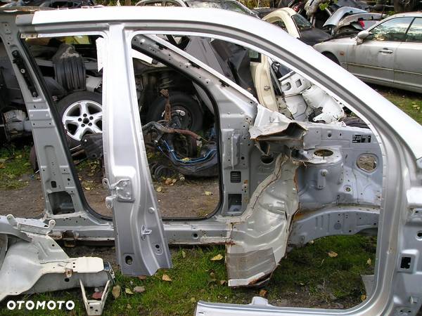 Kia Sportage II 04-10r słupek próg ćwiartka podłużnica lewy prawy przód - 7