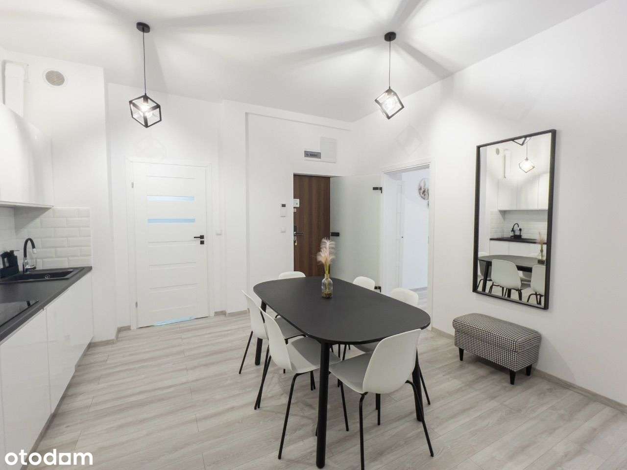 Nowy apartament z 2 Sypialniami Przy Deptaku-2