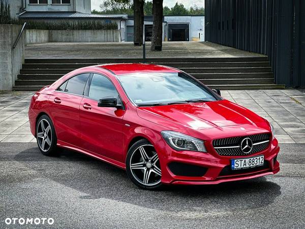 Mercedes-Benz CLA 250 4-Matic AMG Line - 10