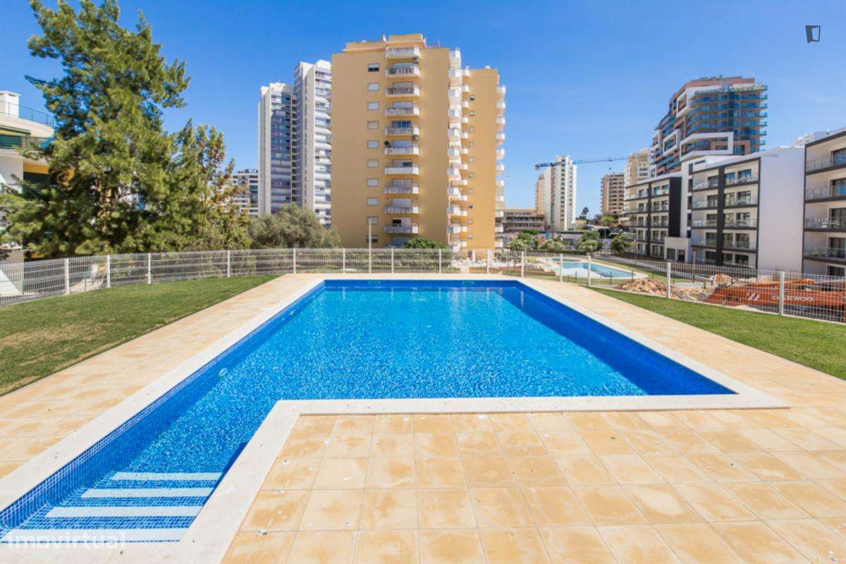 Apartamento com 1 quartos - localizado em Portimao - Grande imagem: 4/9