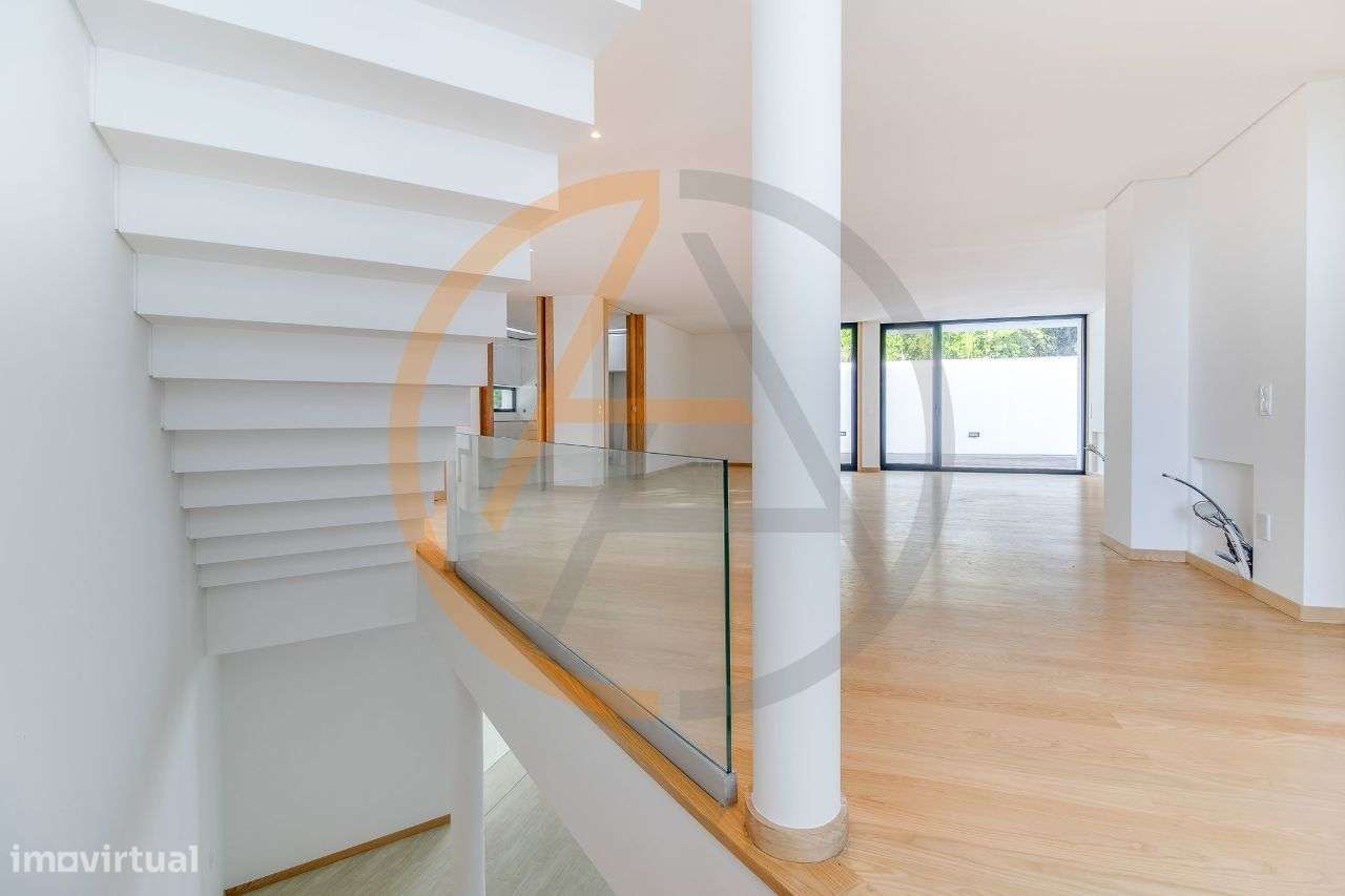 Moradia T4 Nova com Piscina | Foz do Douro-43