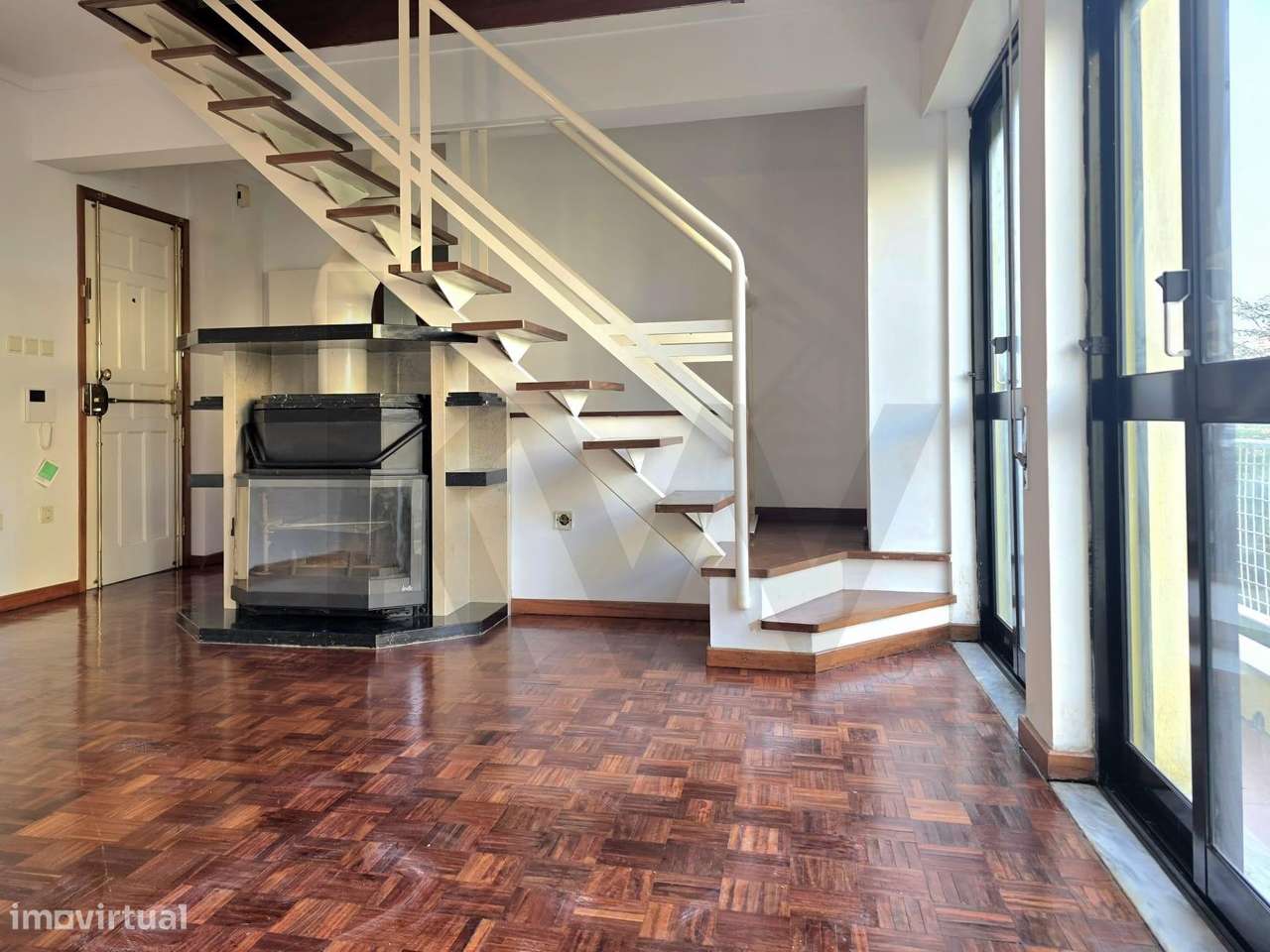 Arrendamento T3 Duplex, Escritório no Sótão e com 2 lugares de parquea - Grande imagem: 3/20