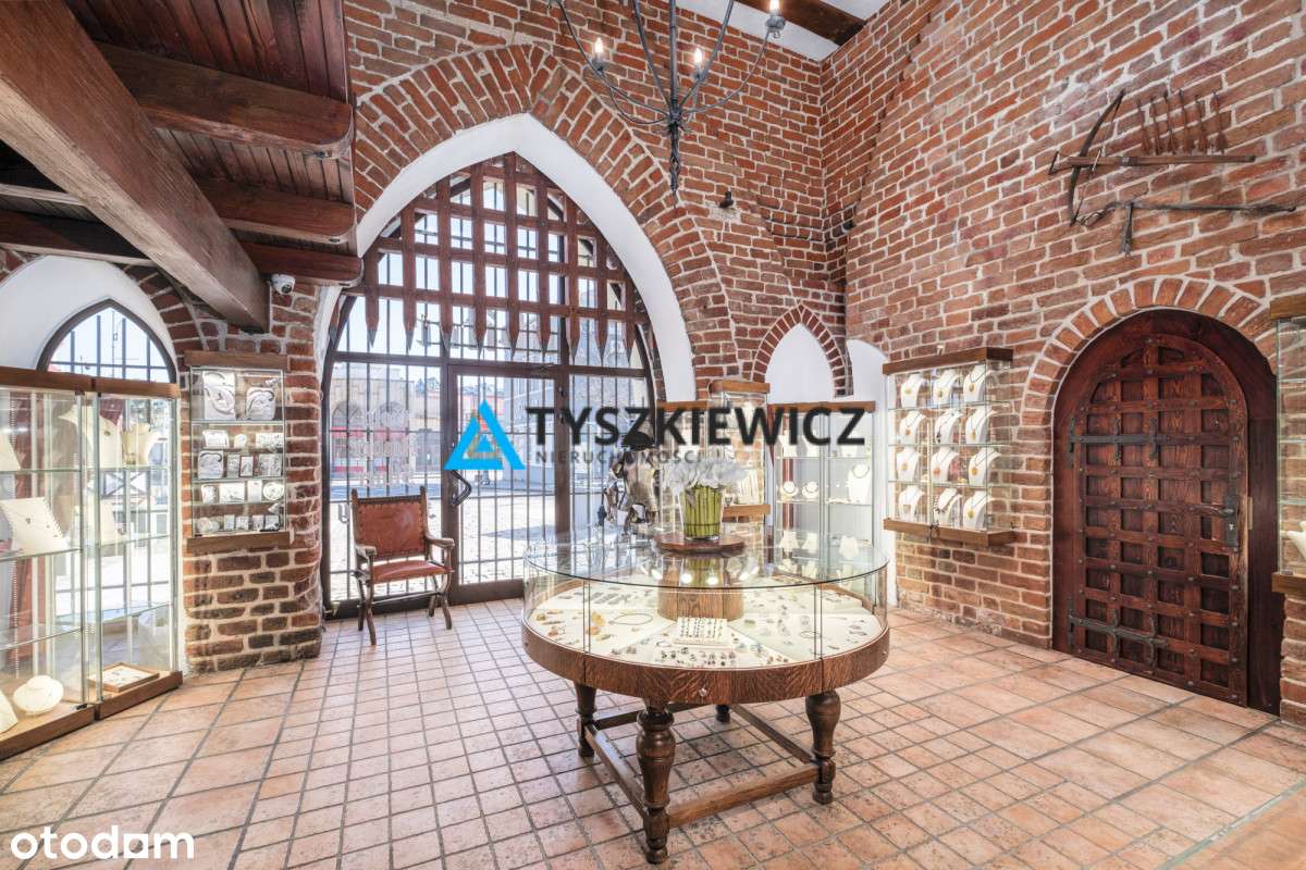 Średniowieczna Brama Garncarska/Baszta - Malbork - Pełny obrazek: 1/20