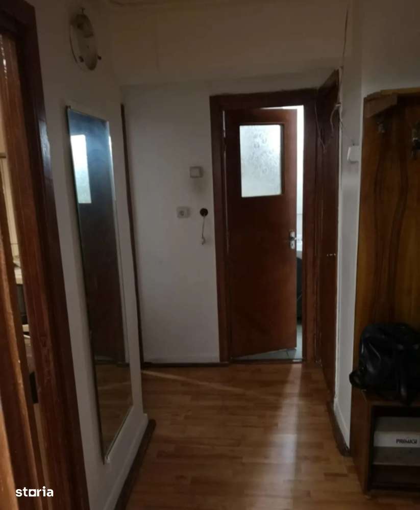 Apartament decomandat, Rovine - Imagine principală: 2/4