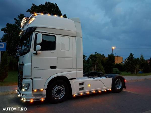 Bara proiectoare, Super Space Cab, Daf XF 105 Euro 6 - 2