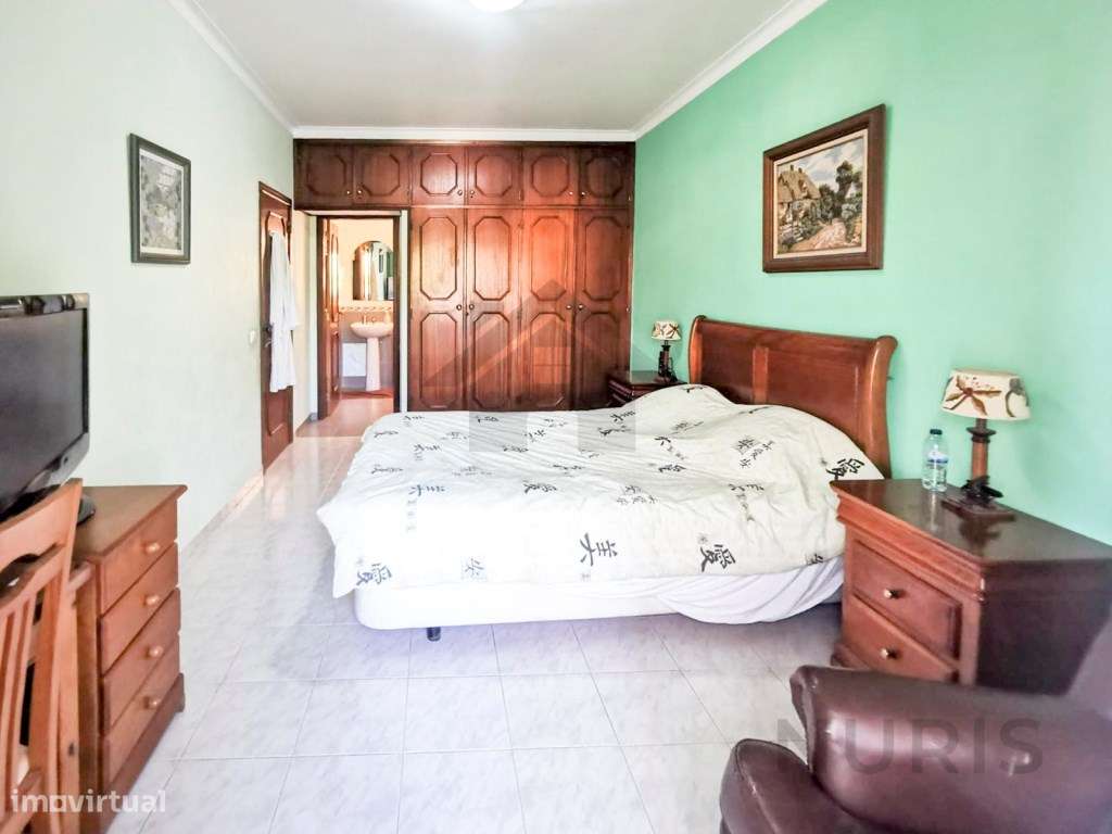 Apartamento T1 para Venda em Alvor com Piscina-5