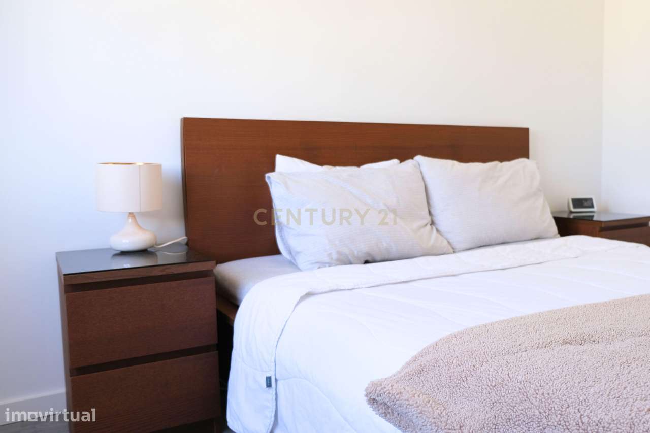 Apartamento em Paço de Arcos (remodelado, cozinha equipada) - Grande imagem: 3/41