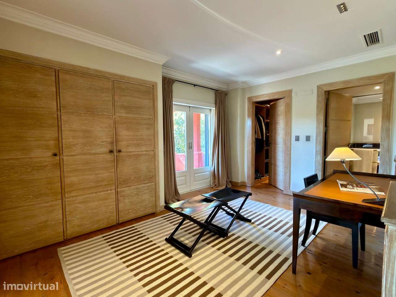 Moradia de Luxo com Piscina Privada na Quinta Patino, Estoril-37