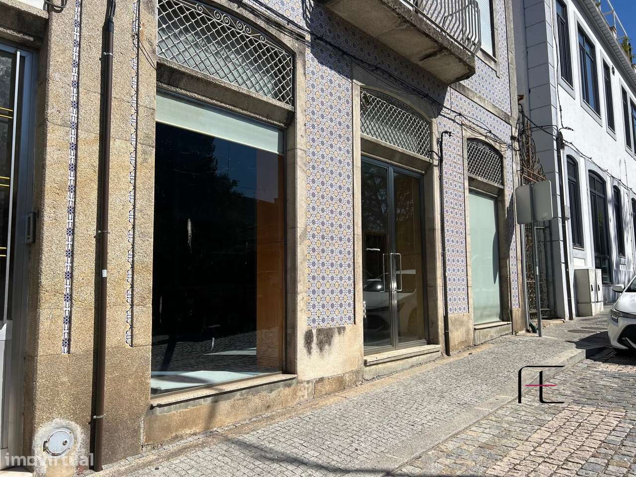 Prédio >=T10 Venda em Peso da Régua e Godim,Peso da Régua - Grande imagem: 4/22